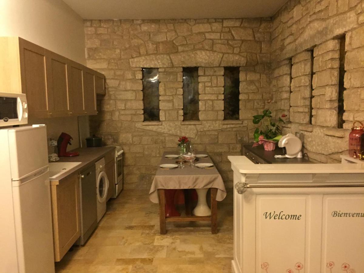 Bed and Breakfast Domaine D'Aveluy Екстер'єр фото