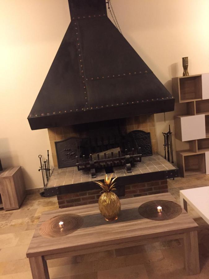 Bed and Breakfast Domaine D'Aveluy Екстер'єр фото